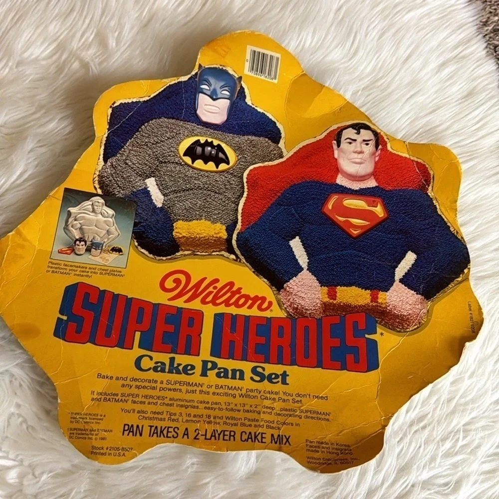 Vintage Wilton Super Heroes cake pan for Superman or Batman cake